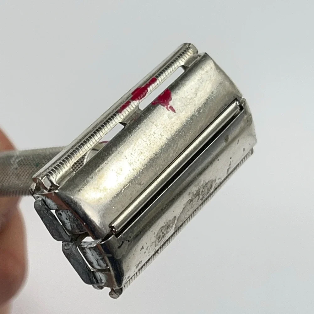 Vintage 1948-49 Gillette Super Speed DE Safety Razor (No Date Code) - Picture 15 of 15